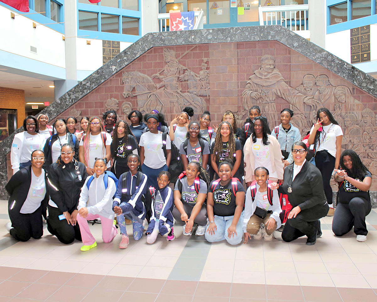 carousel-2-building-bridges-image-5